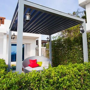 Villa mit 2 Schlafzimmern und mit Strandblick